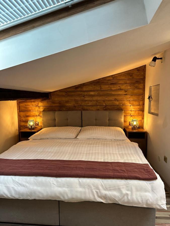 Hotel Maxim Frydek-Mistek Bagian luar foto